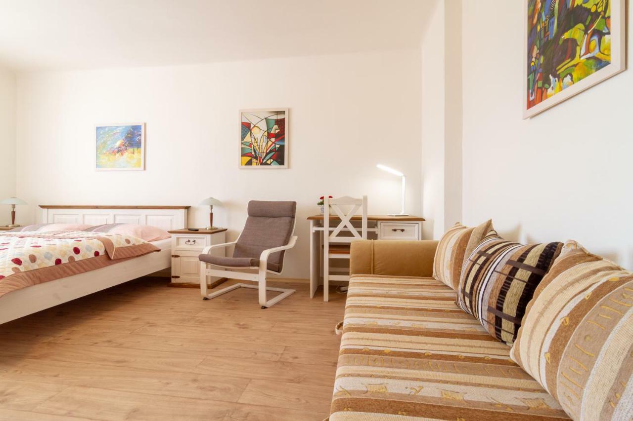 Apartmany U Nemocnice Budweis Exterior foto